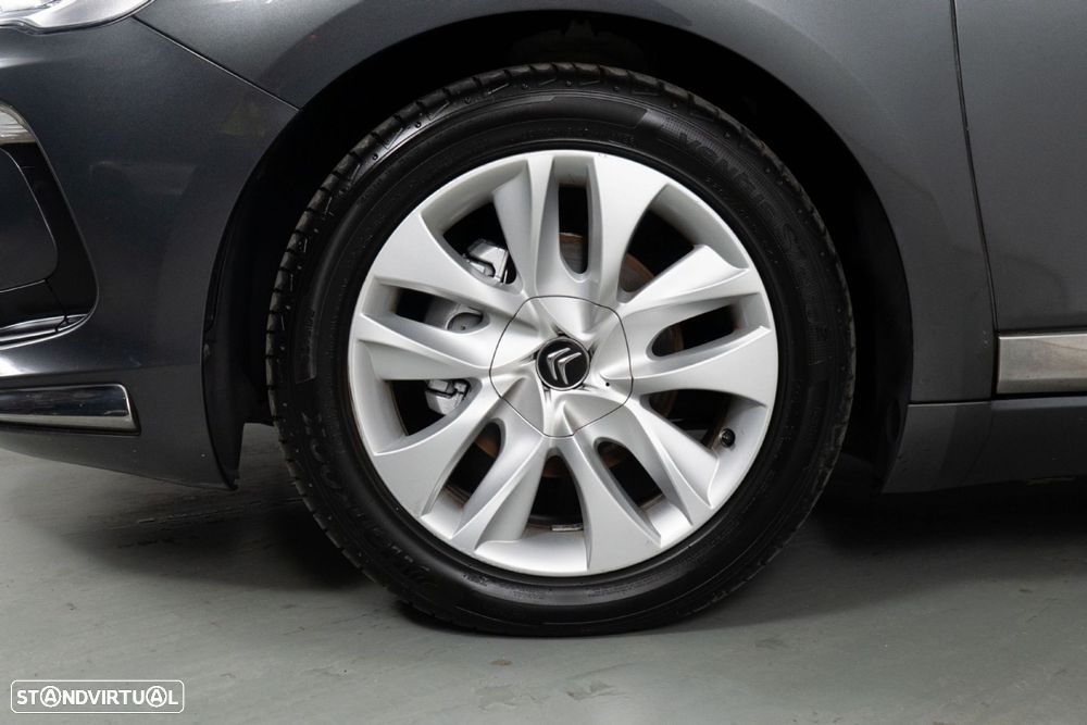 DS DS5 1.6 e-HDi Be Chic ETG6 - 19