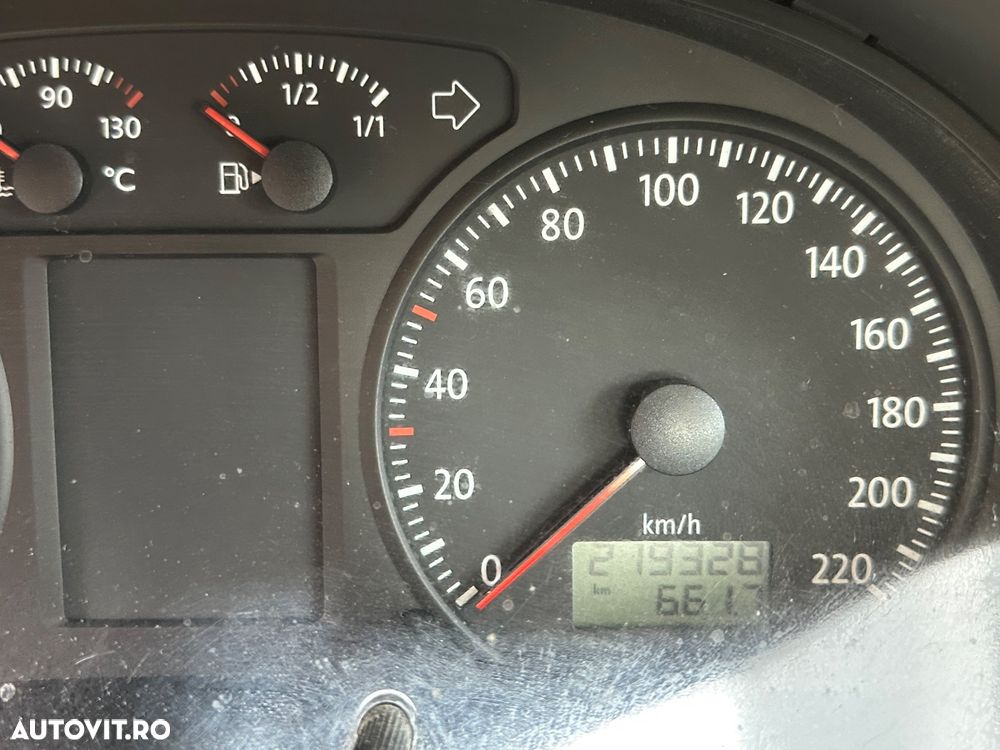 VOLKSWAGEN Polo 2007 — imagine 9