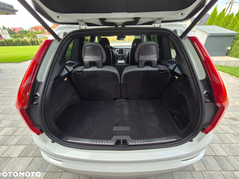 Volvo XC 90 B5 D AWD Momentum 7os - 34