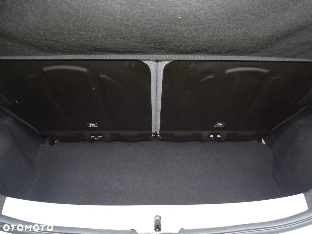 Toyota Aygo x-play - 25