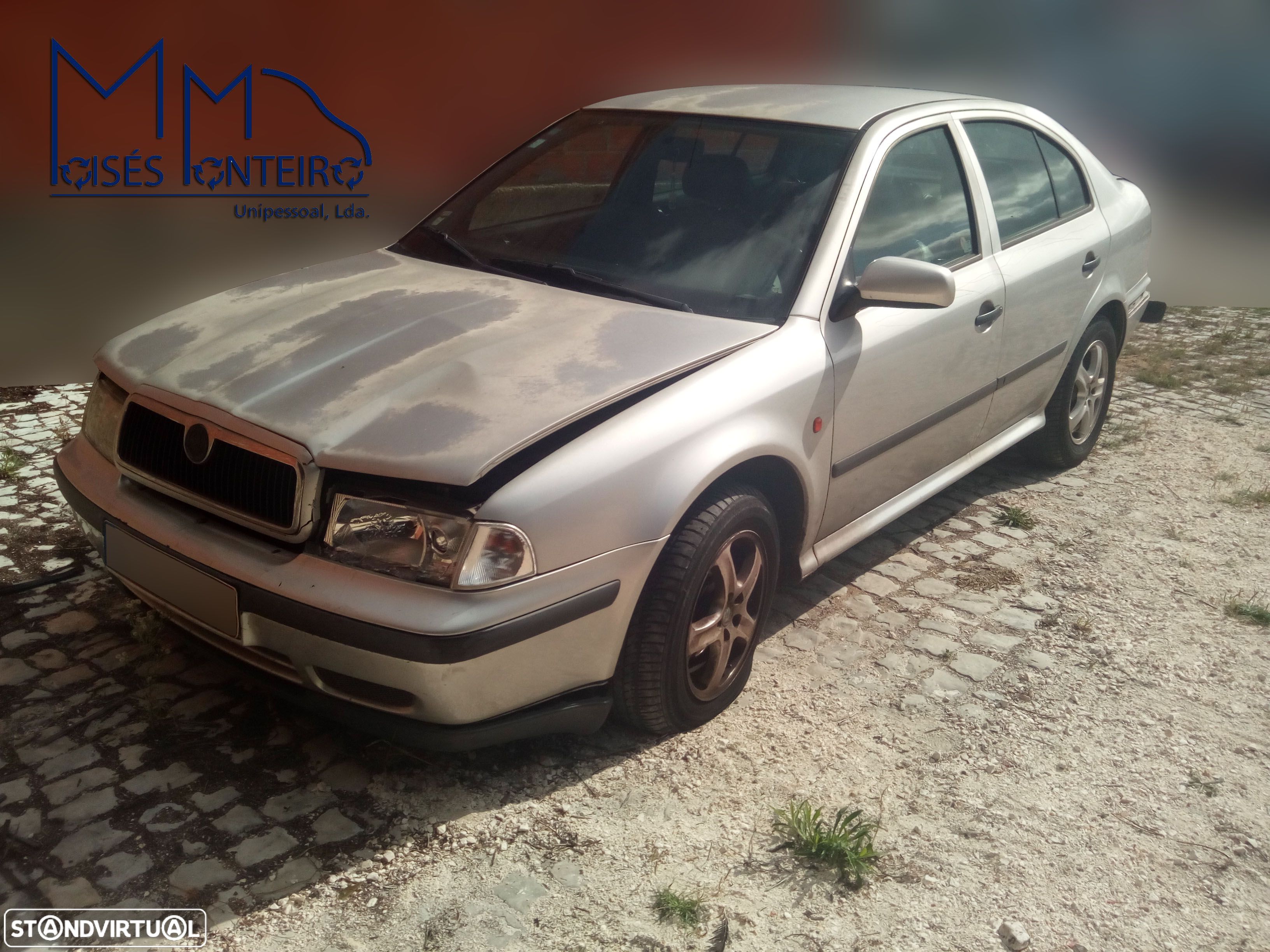 PEÇAS Skoda Octavia de 1998 1.6i gasolina - 1