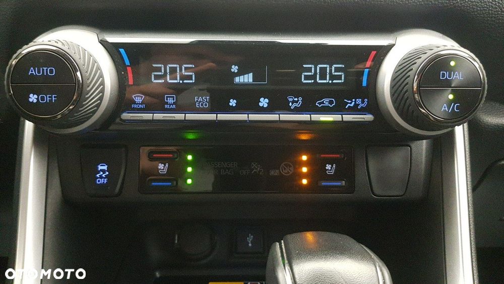 Toyota RAV4 - 30