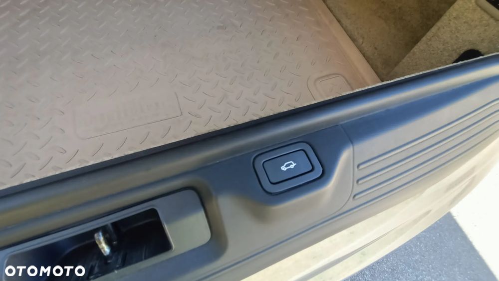Land Rover Range Rover - 19