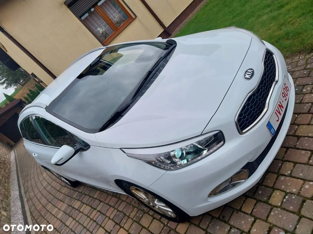 Kia Ceed - 26