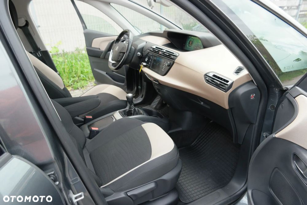 Citroën C4 Picasso - 19
