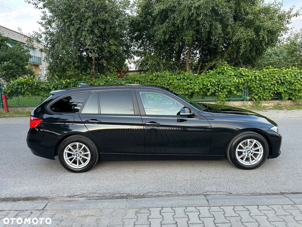 BMW Seria 3 318d DPF Edition Lifestyle - 9