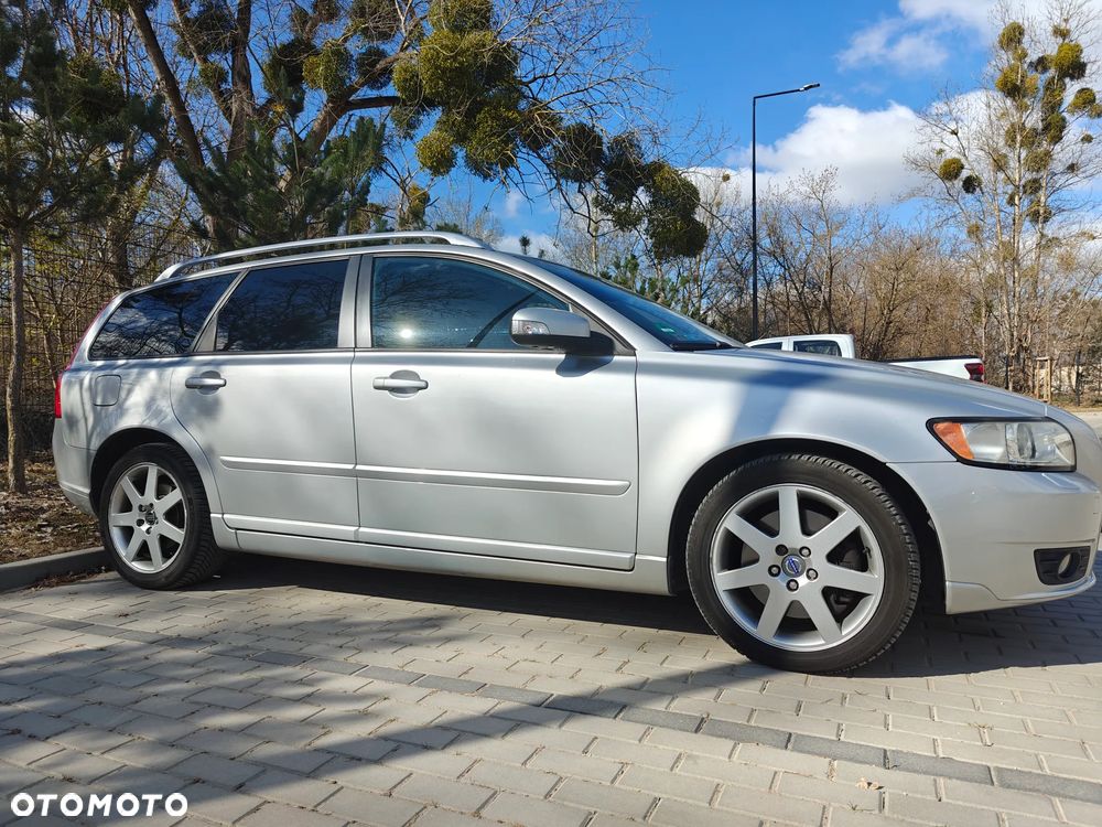 Volvo V50 T5 AWD Summum - 2