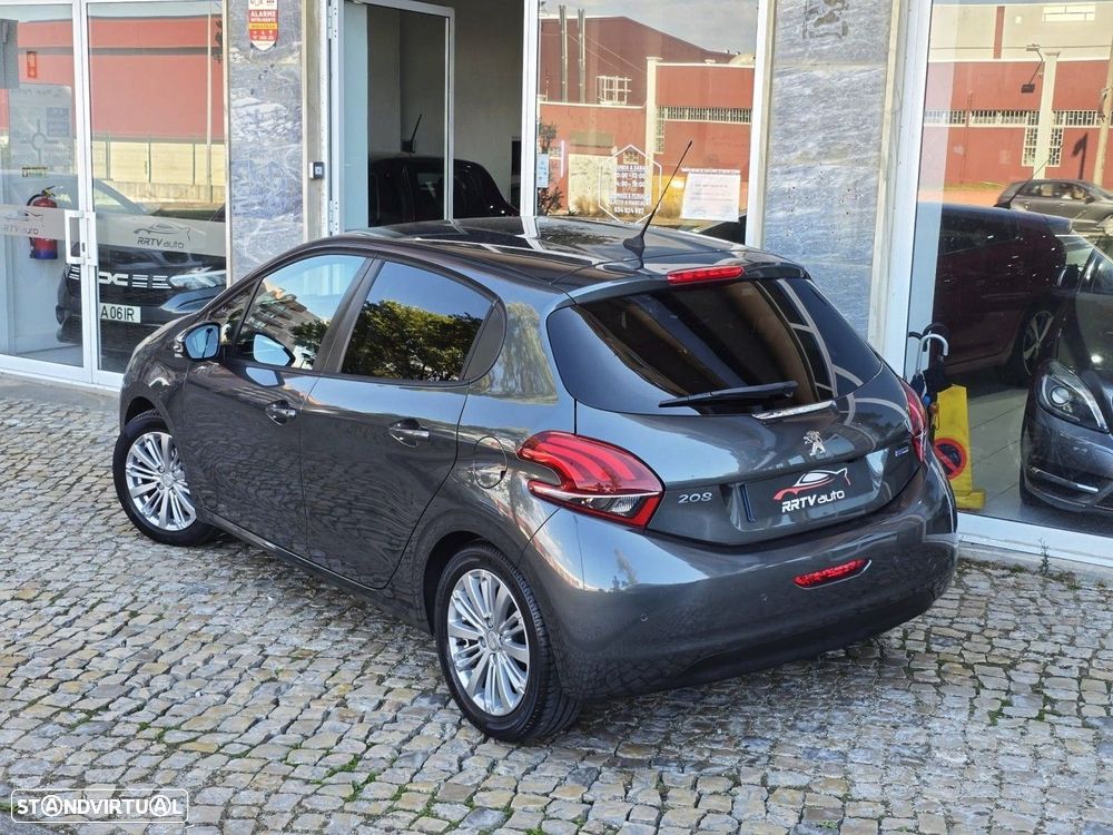Peugeot 208 1.2 PureTech Style - 2