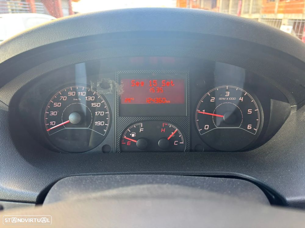Peugeot Boxer 2.2 BlueHDi 120cv L3 H3 - IVA DEDUTÍVEL - 29