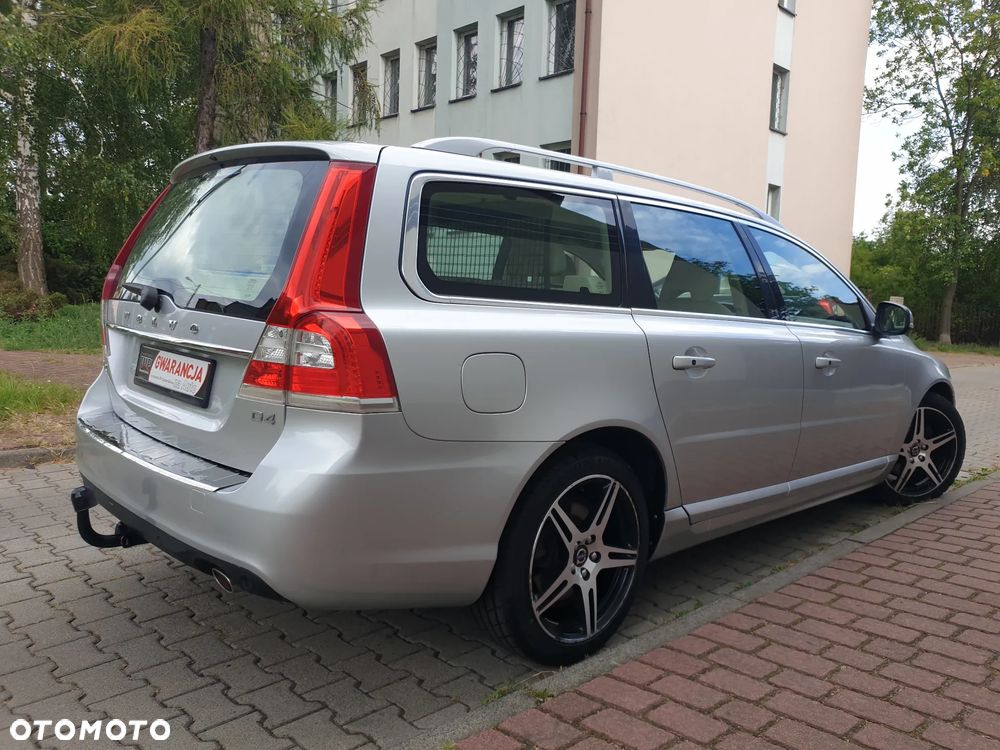 Volvo V70 D4 Geartronic Linje Svart - 17