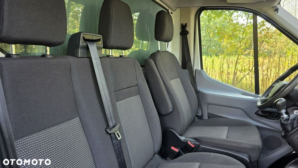 Ford Transit - 18