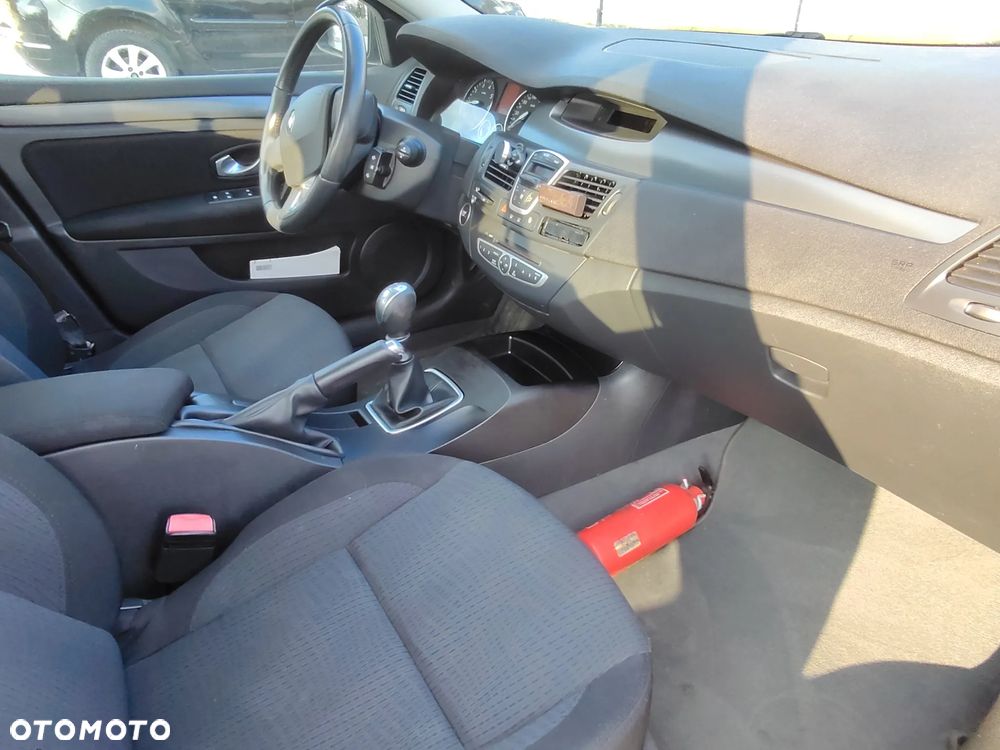 Renault Laguna 1.6 16V Authentique - 11