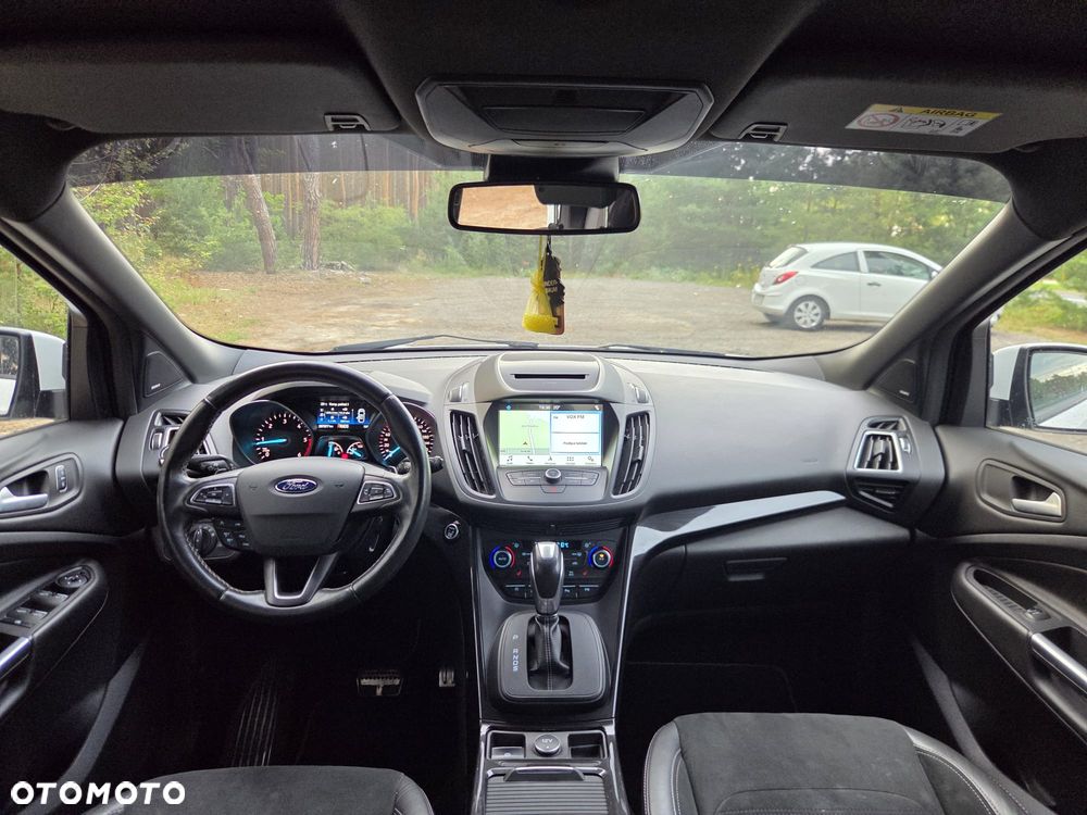 Ford Kuga 2.0 TDCi 4x4 ST-Line - 9