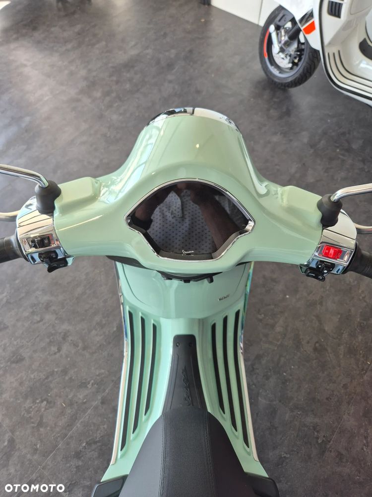 Vespa Primavera - 9
