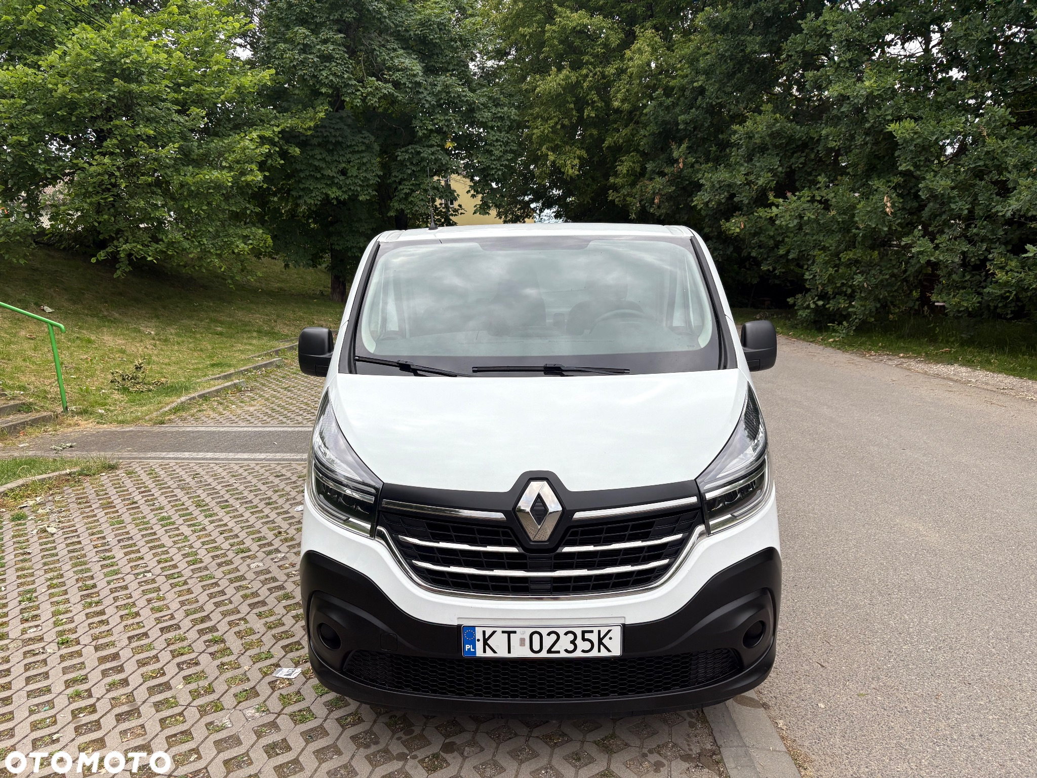 Renault TRAFIC - 8