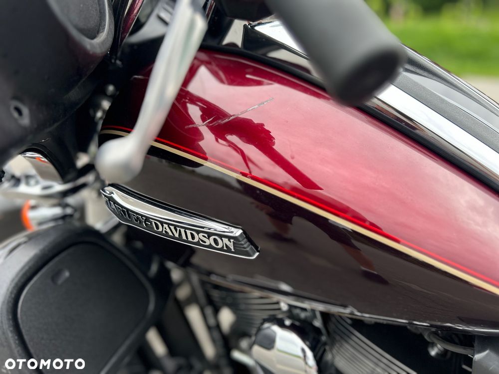 Harley-Davidson FLHTCU Ultra - 8