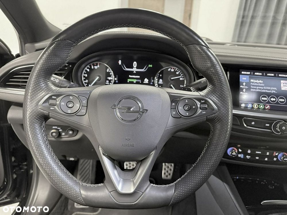 Opel Insignia - 37