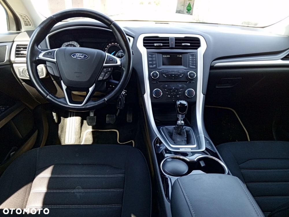 Ford Mondeo 1.5 EcoBoost Ambiente Plus - 19