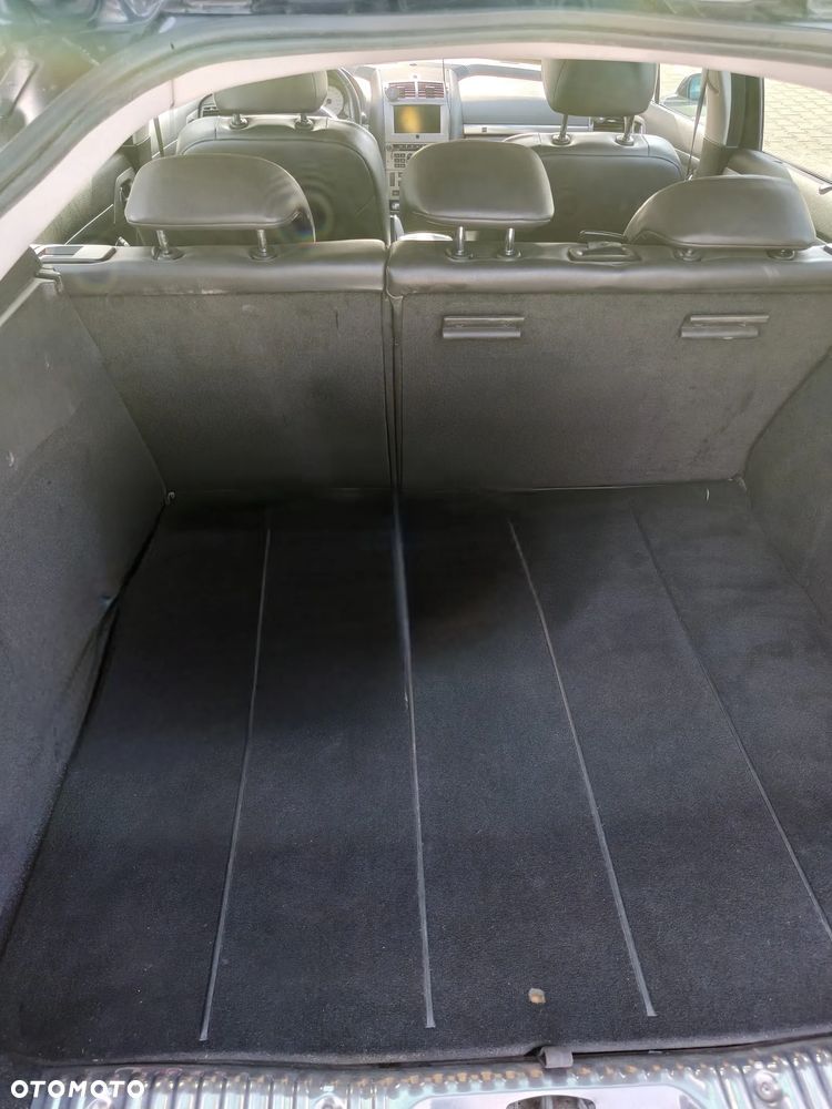 Peugeot 407 2.0 HDI ST Komfort EU4 - 6