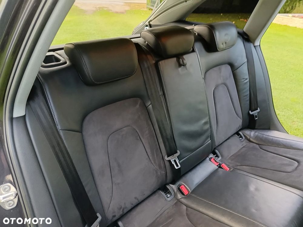 Audi A4 Avant 2.0 TDI DPF quattro S tronic Attraction - 29
