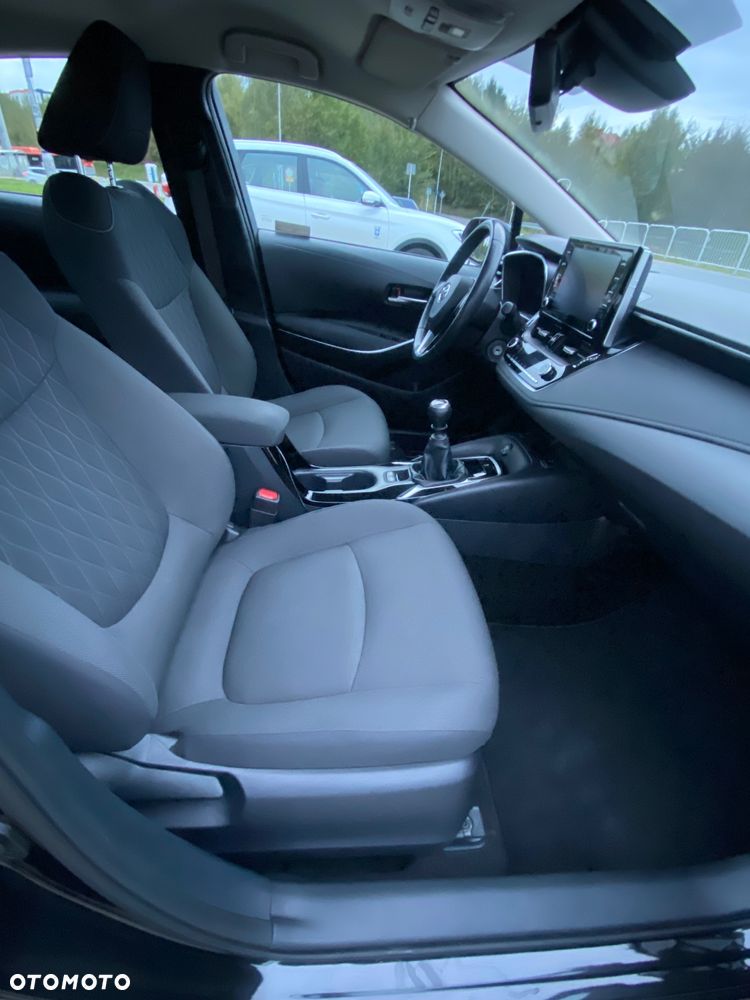 Toyota Corolla 1.5 Comfort - 27