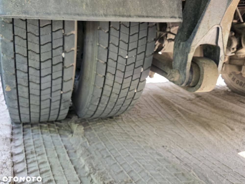 Scania CHŁODNIA SUPRA 955 MT CHŁODNIA 20 EURO-PALET TYLKO 447 628 km - 19