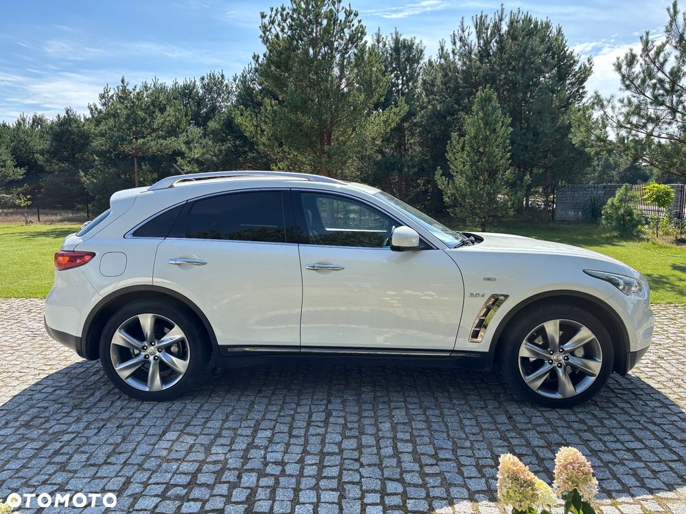 Infiniti QX70 3.0d AWD S Premium - 8