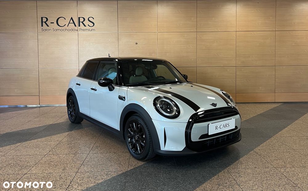 MINI Cooper Standard - 1