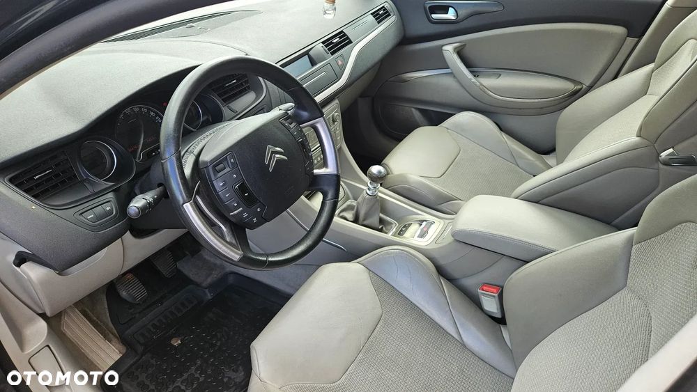 Citroën C5 2.0 HDi Exclusive - 5