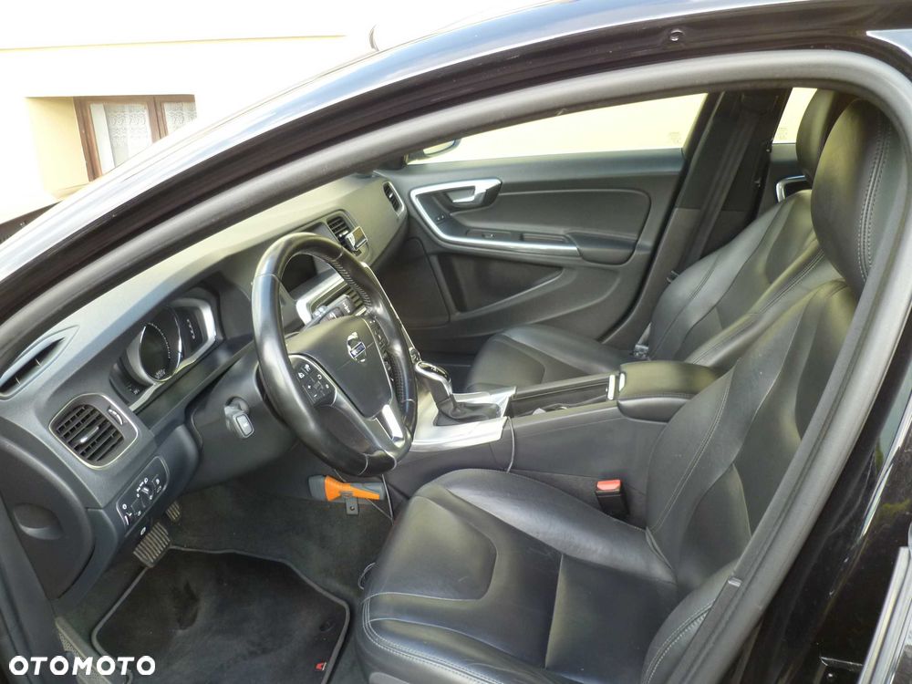 Volvo V60 - 2