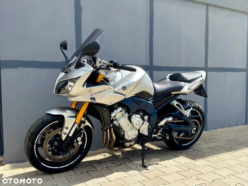 Yamaha FZ - 4