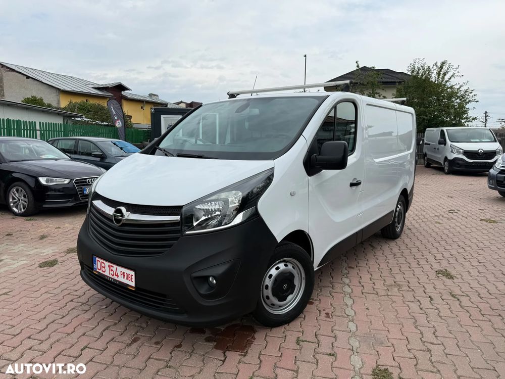 Opel Vivaro - 1