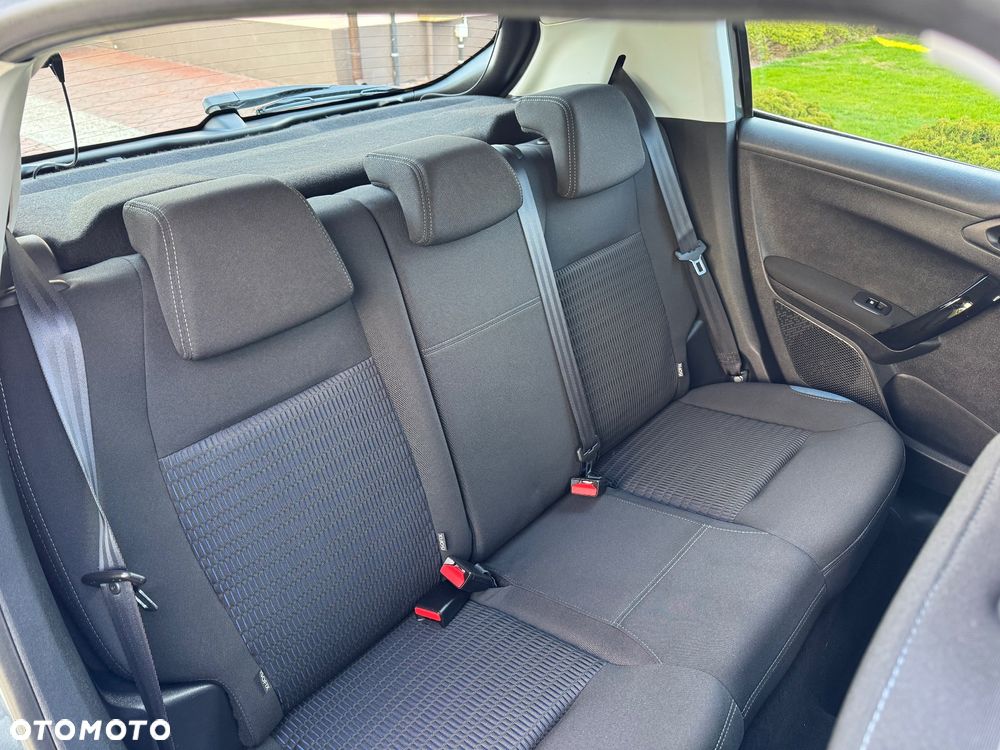Peugeot 208 1.2 PureTech Allure - 18