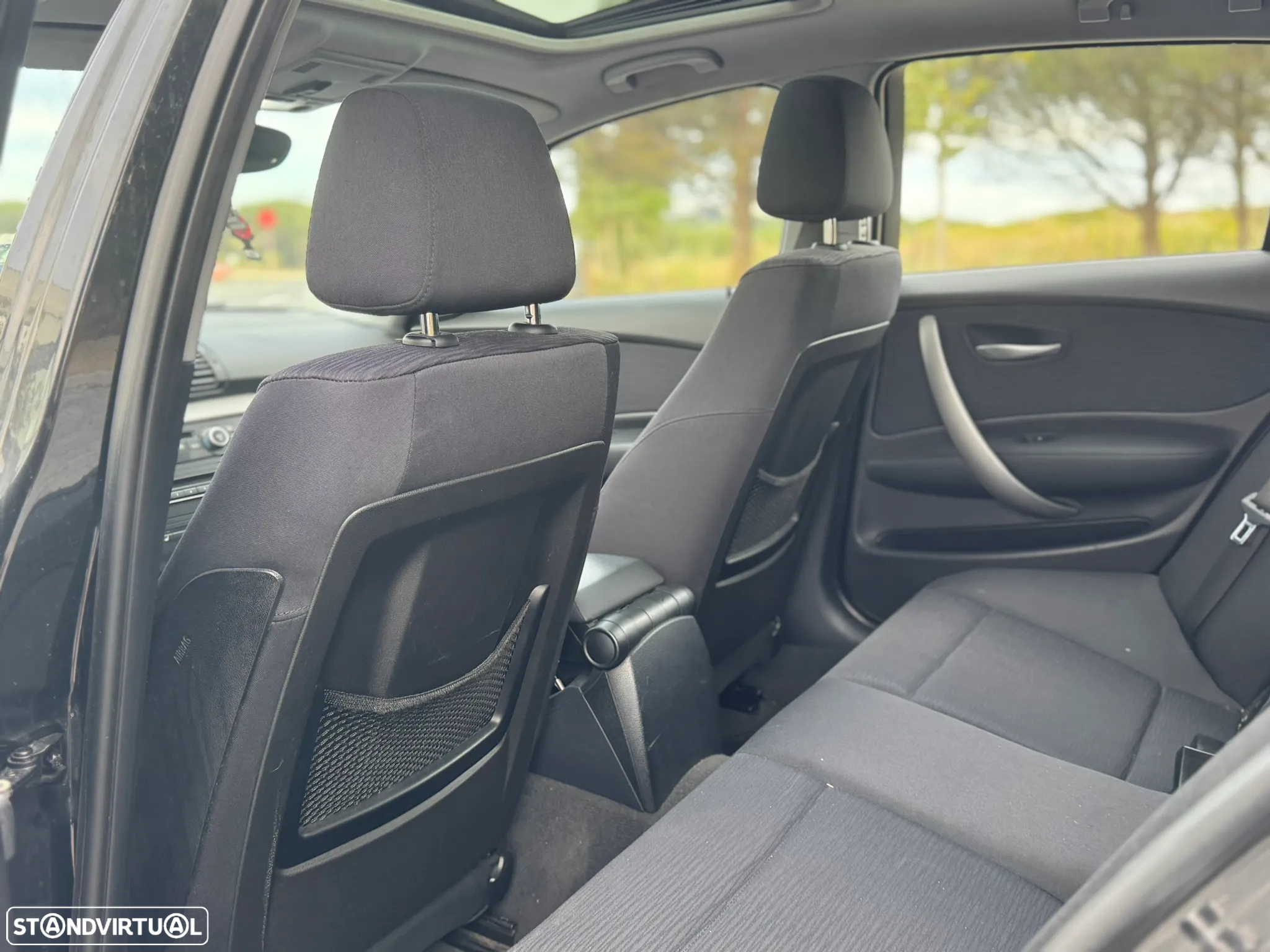 BMW 118 d Pack M - 9