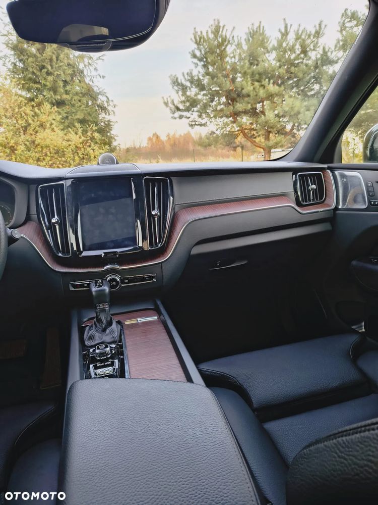 Volvo XC 60 T6 AWD Inscription - 18