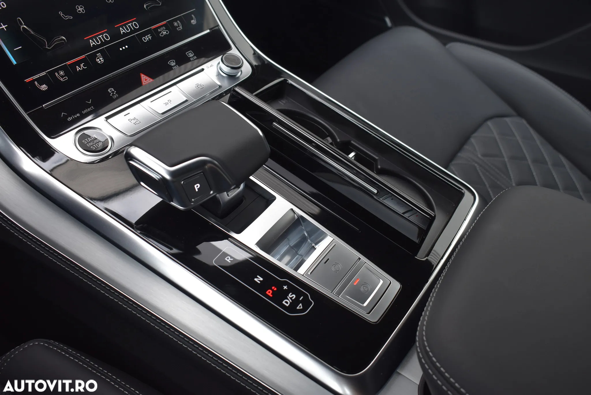 Audi Q8 55 TFSI quattro Tiptronic MHEV - 25