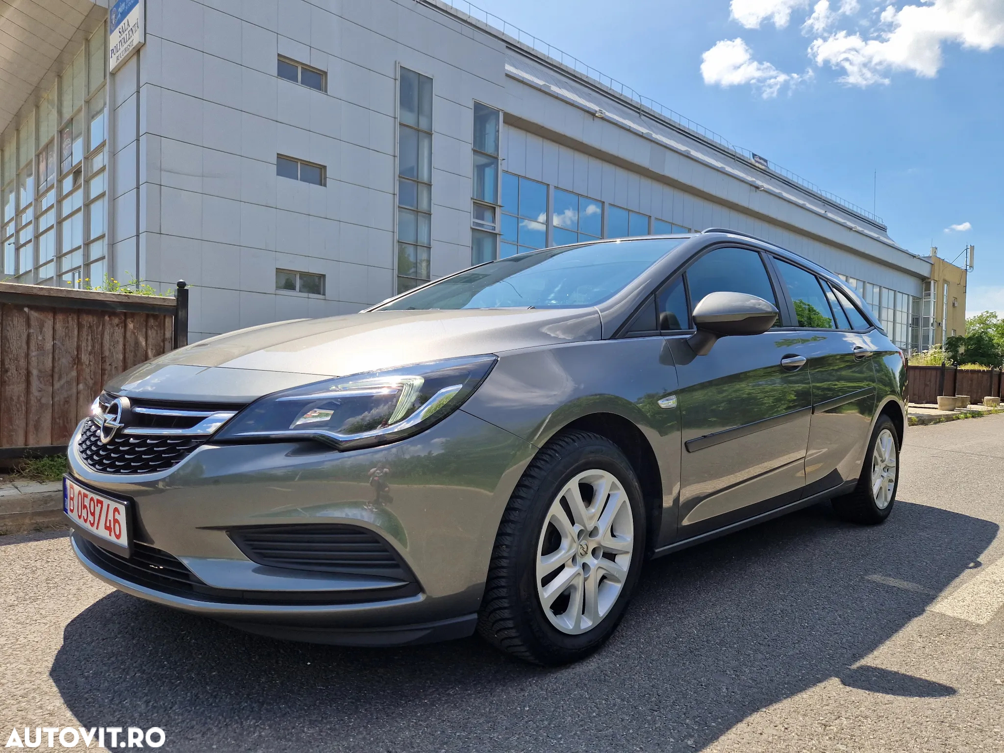 Opel Astra - 19