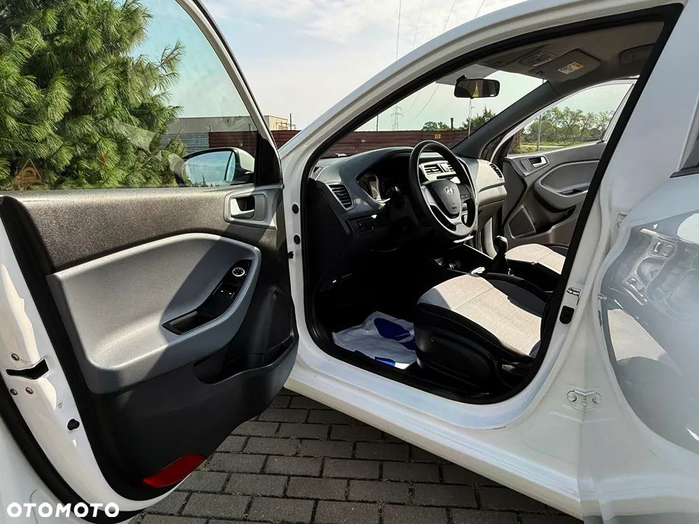 Hyundai i20 1.25 Classic + - 21