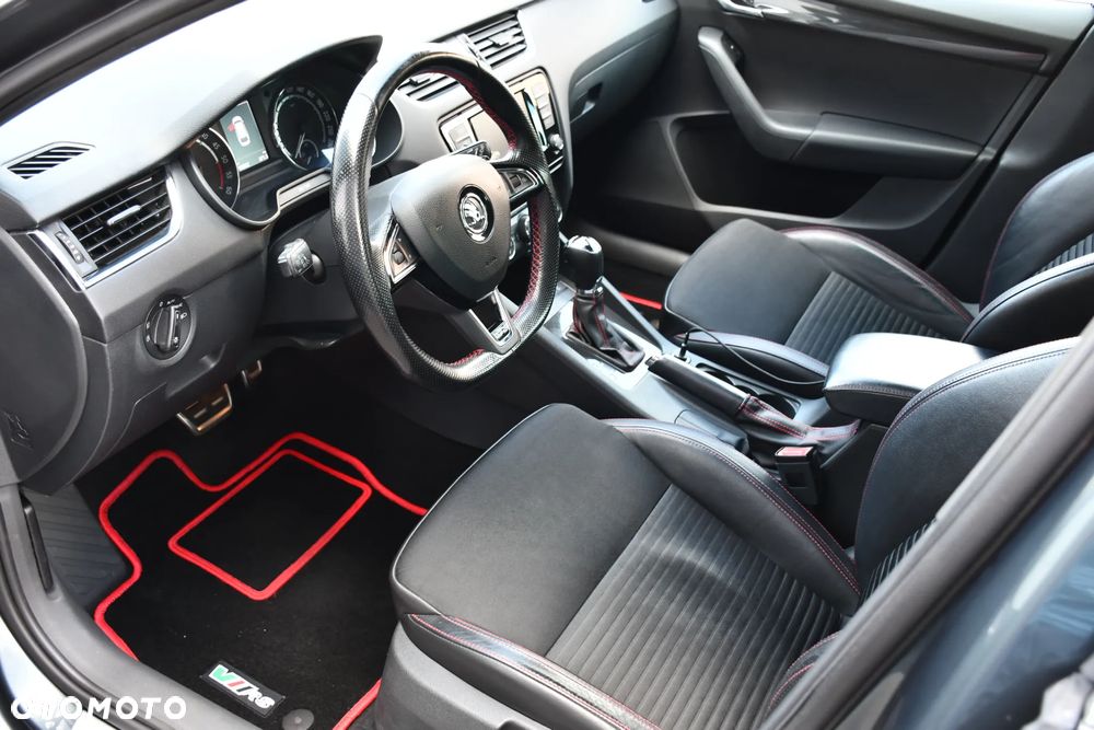 Skoda Octavia 2.0 TDI RS DSG - 13