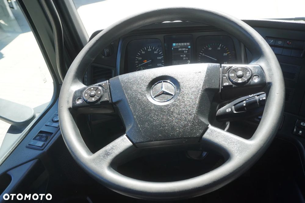 Mercedes-Benz Arocs 2536 6×2 / 200 tys. km / HDS Fassi F195 / Rotator / Pilot / Platforma 17 EPAL_256235 - 24