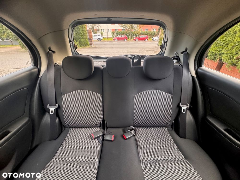 Nissan Micra 1.2 Tekna - 12
