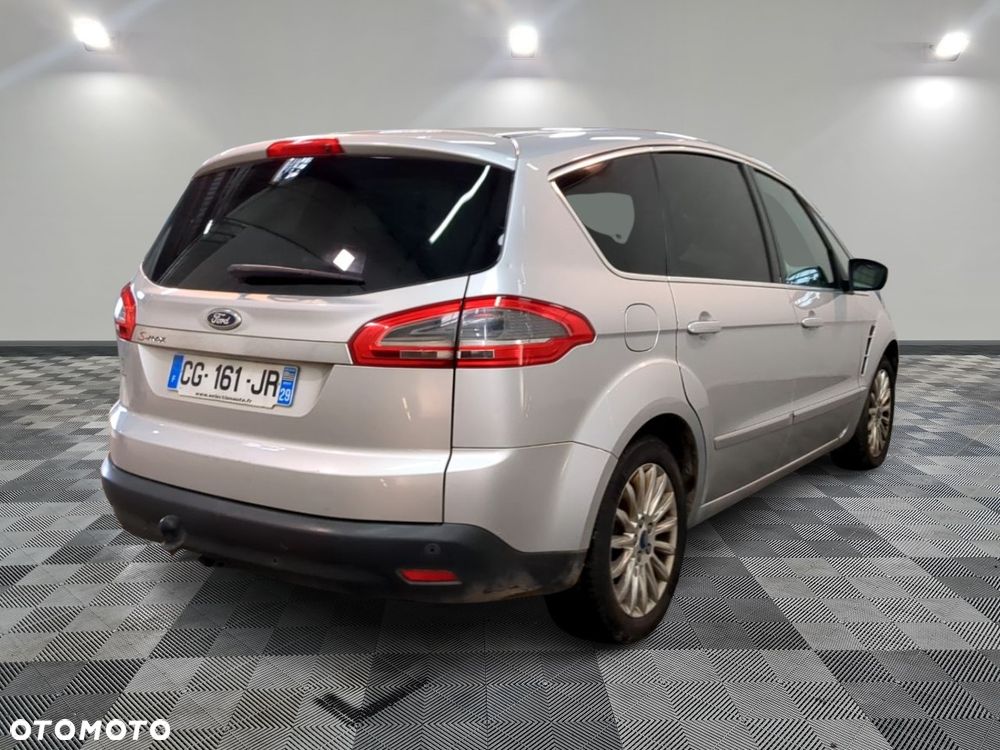 Ford Fiesta 1.0 EcoBoost S&S COOL&CONNECT - 2