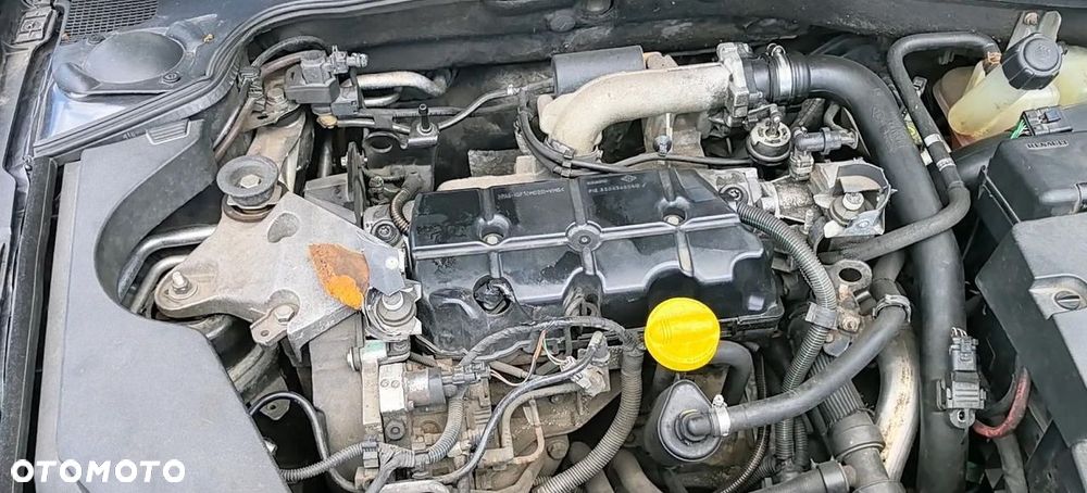 SILNIK KOMPLETNY 1.9 DCI RENAULT LAGUNA F9Q674 F9Q758 - 1