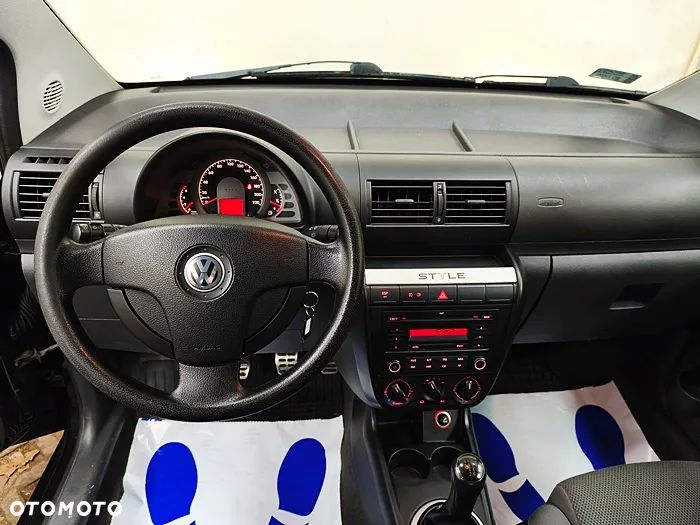 Volkswagen Fox - 24