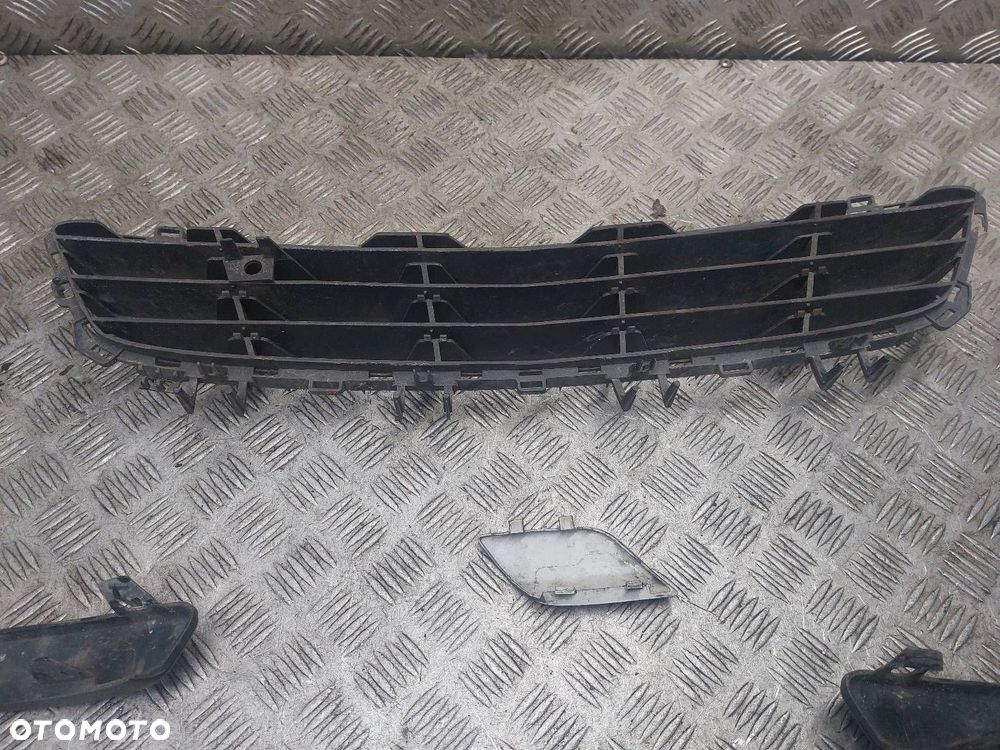 KRATKA ZDERZAKA PRZÓD KOMPLET + ZAŚLEPKA XENONU OPEL ASTRA H Z163 - 10
