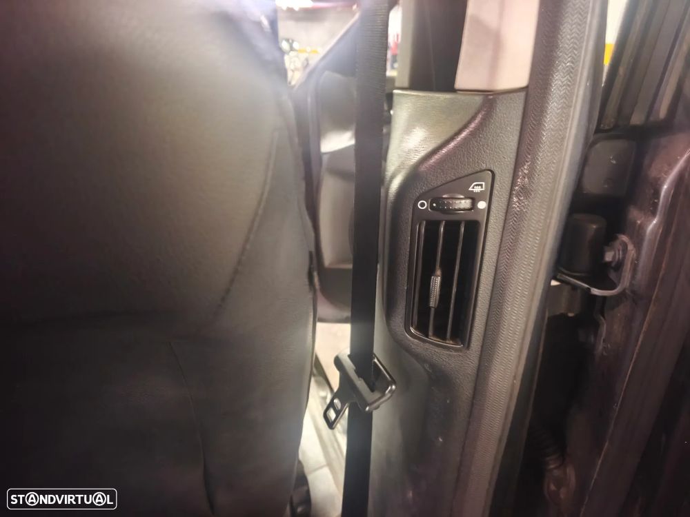 Ford S-Max 1.8 TDCi Titanium 7L - 15