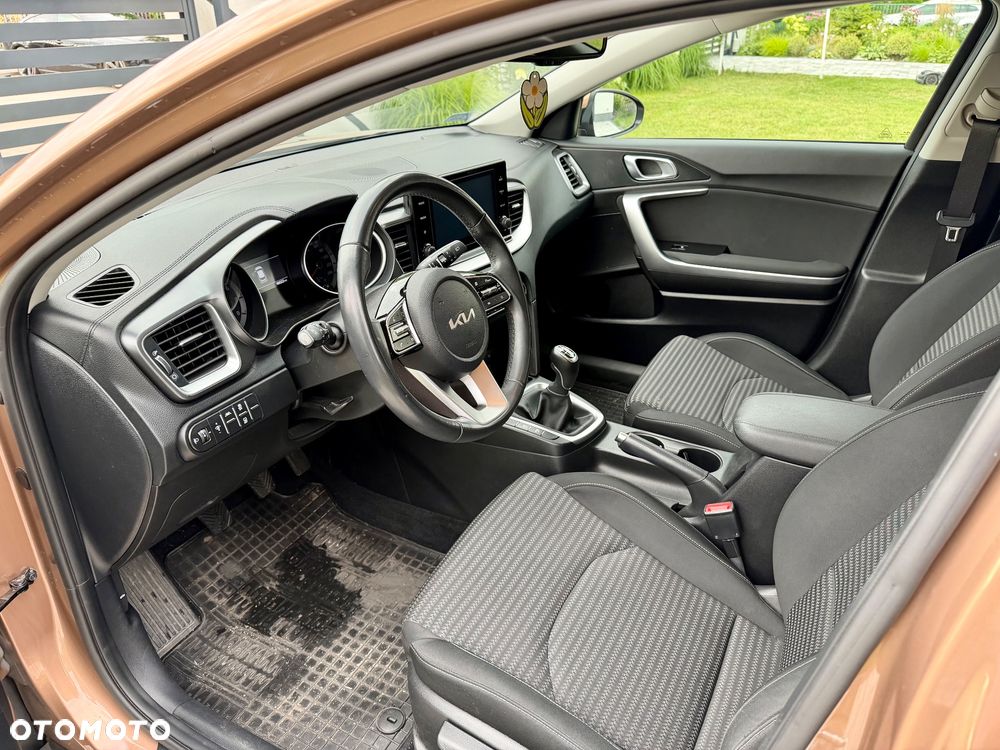 Kia XCeed 1.5 T-GDI M - 14