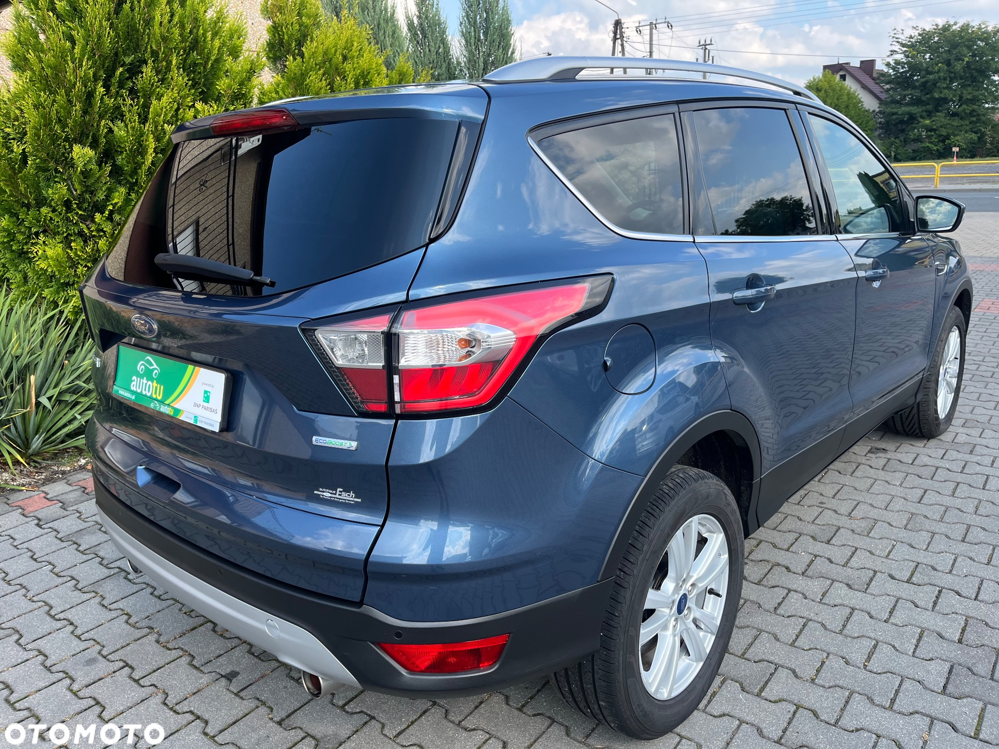 Ford Kuga 1.5 EcoBoost 2x4 Cool & Connect - 3