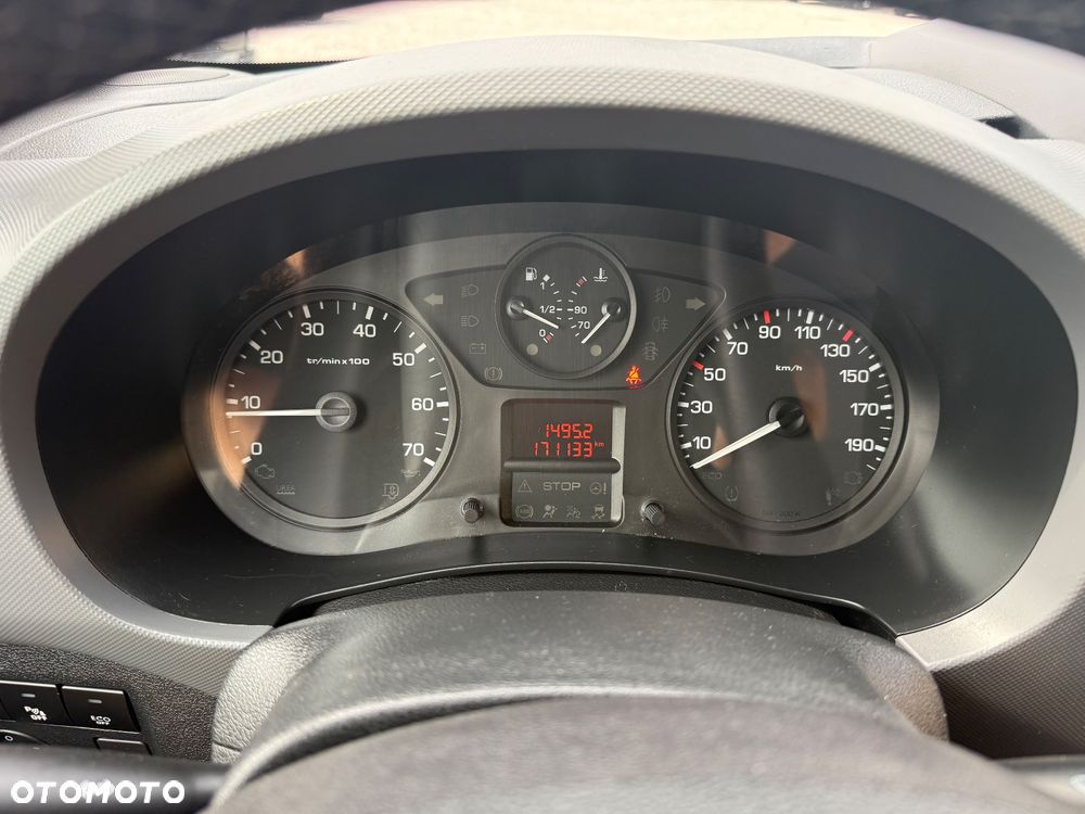 Peugeot Partner - 13
