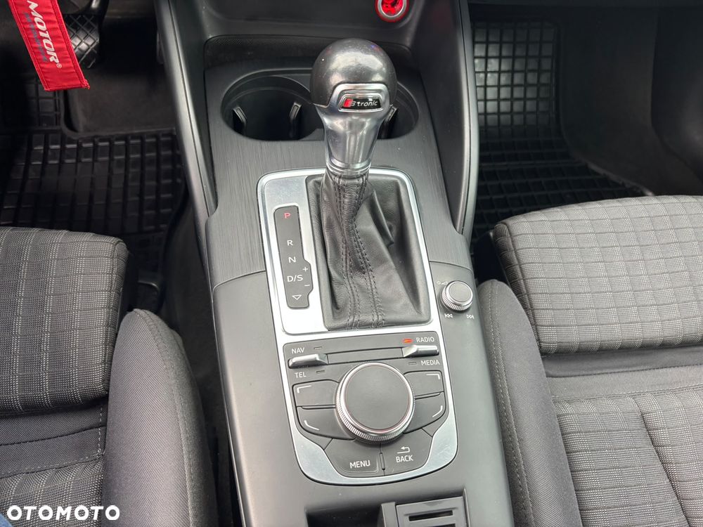 Audi A3 Sportback - 11